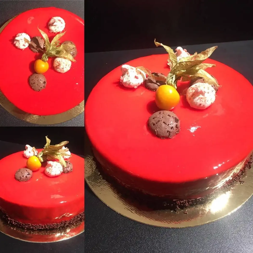 Entremet à la fraise (5 euros:personne)